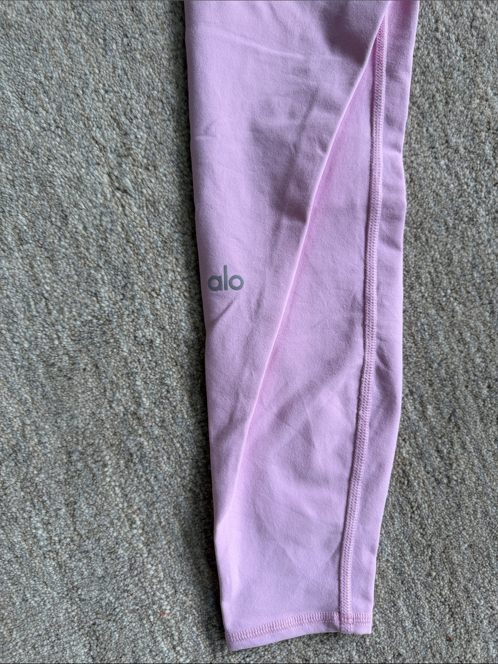 ALO Yoga High Leggings in Light Pink - Picture 5 of 5
